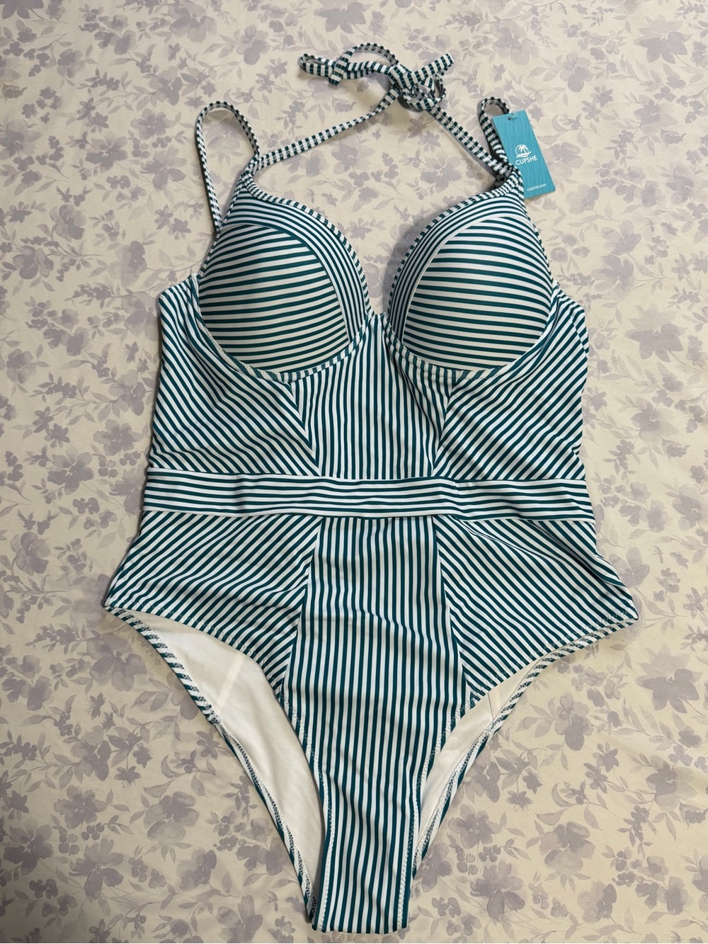Cupshe One-Piece